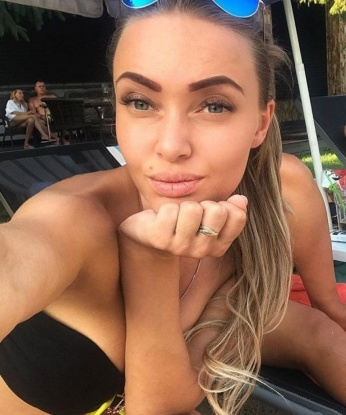 Евгения, 22
